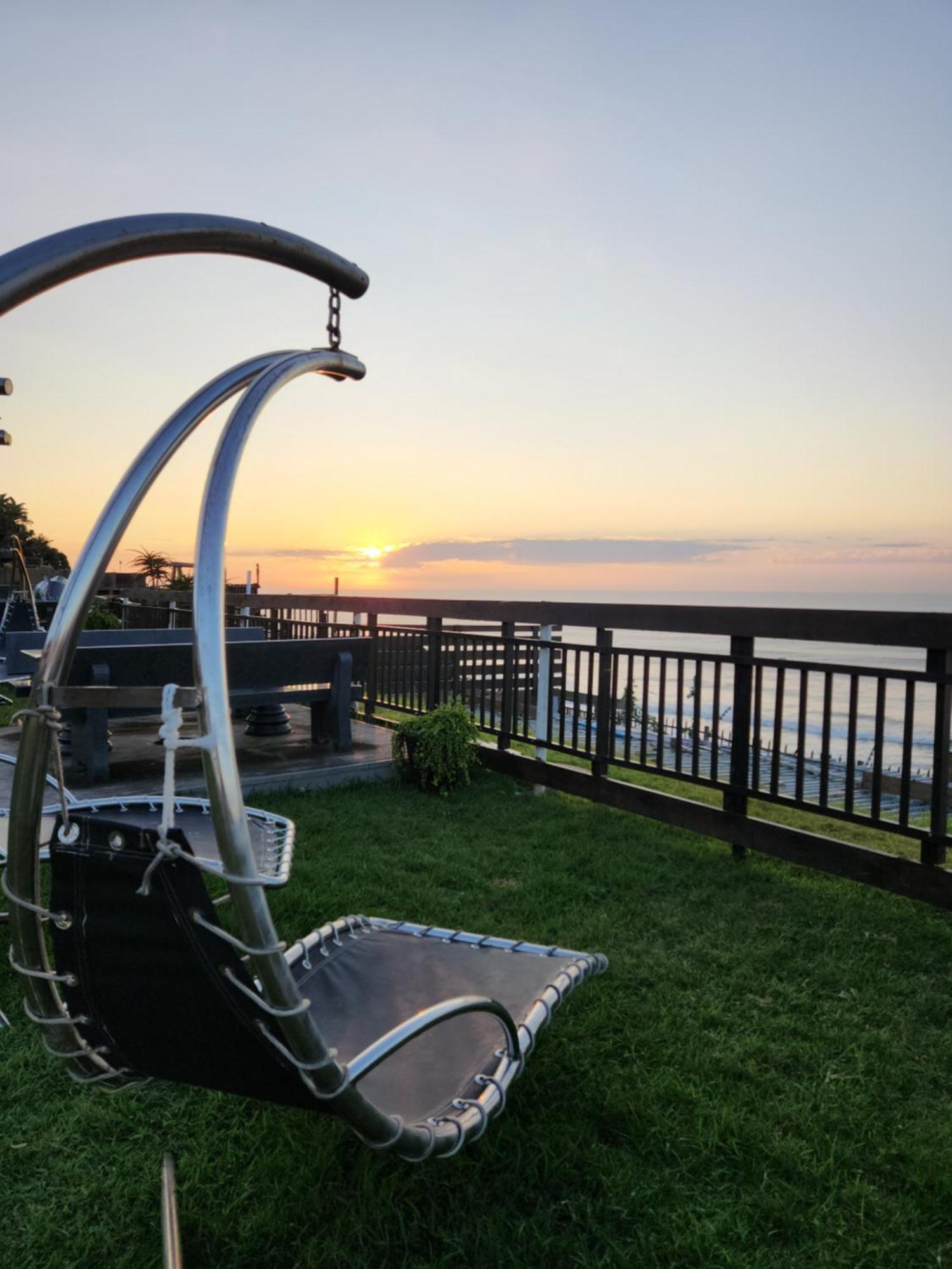 305 Guest House Amanzimtoti Bagian luar foto